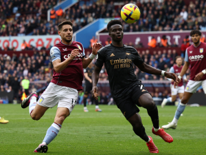 Dokáží Villans obrat o body i vedoucí Arsenal? Newcastle chce prohloubit krizi Spurs