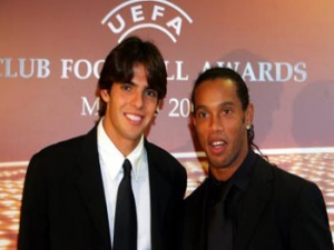 Kaká a Ronaldinho: Zlatý míč pro Messiho
