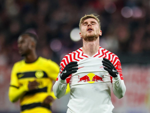 Kluby z Premier League se budou bít o Tima Wernera