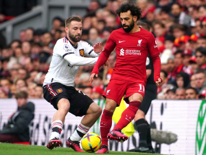 Premier League: Liverpool chce prohloubit mizérii Manchesteru United. Arsenal hostí Brighton