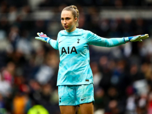 Snový debut Báry Votíkové: 8 zákroky vychytala nulu v derby s Arsenalem