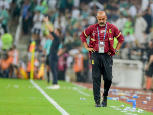 Přestupové spekulace: Trenérská výměna na lavičce Nottinghamu? Wolves má zálusk na Durosinmiho z Plzně a Bayern si nechává v záloze zajímavou posilu