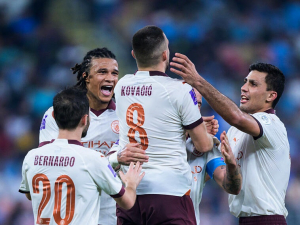 Manchester City postoupil do finále mistrovství světa klubů. V semifinále porazil Urawu Red Diamonds