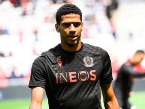 Tottenham se zajímá o Todiba z Nice. Konkurencí může být Manchester United