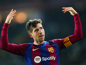 Životní výkon Sergiho Roberta spasil Barcelonu v souboji s poslední Almerií