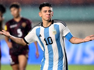Manchester City je blízko podpisu zázračného Claudia Echeverriho za 25 milionů eur