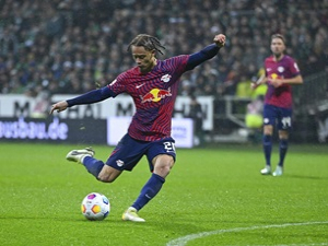 Xavi Simons na Euro? Nikdy, říká Aad de Mos