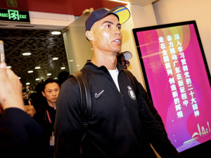 Cristiano Ronaldo se zranil a Al Nassr zrušil zápasy v Číně. Naštvaní fanoušci vtrhli do hotelu