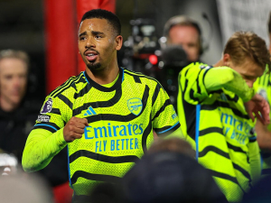 Beton Nottinghamu dokázal rozbít Gabriel Jesus. Arsenal i přes závěrečné drama zvítězil