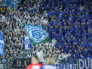 FC Schalke 04 hrozí zánik. Klub je v nebezpečí a bojuje o existenci 