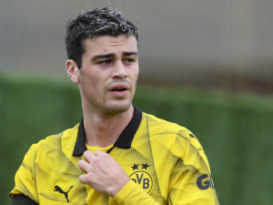 Reyna dostane šanci na restart v Anglii, sáhnul po něm Nottingham