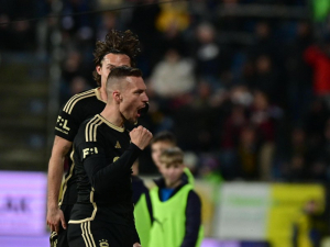 Sparta zvítězila i na půdě Slovácka. V zápasu padlo velké množství žlutých karet