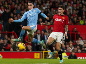 Premier League: Manchesterské derby na Etihad Stadium a výjezd Arsenalu k otloukánkovi