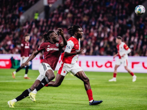 Pravděpodobné sestavy v nedělním derby. Čeho by se měli hráči vyvarovat?