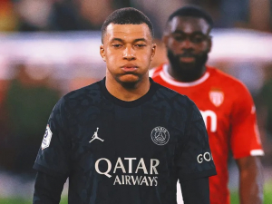 Mbappému se nemstím, říká Luis Enrique po jeho předčasném střídání