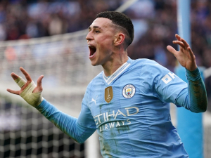 Phil Foden dovedl Manchester City k výhře v derby s Manchesterem United