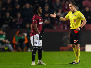 Sparťané si stěžují na neúctu slávistů. Sami přitom v derby porušili pravidla soutěže