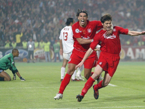 Představení pražských soupeřů: Liverpool a AC Milán. Uslyšíte „You´ll never walk alone“ i „Sarà perché ti amo“