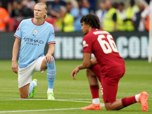Erling Haaland a Trent Alexander-Arnold rozpoutali slovní přestřelku
