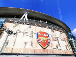 Arsenal musel před zápasem Ligy mistrů změnit název stadionu kvůli pravidlům UEFA