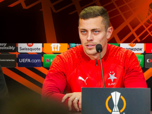 Slavia vs AC Milán: Vysněné prodloužení, Holeš v záloze a vítězná mentalita