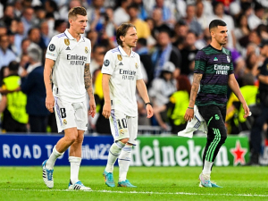 Toni Kroos a Luka Modrič do Chelsea? Podle Joe Colea super podpisy