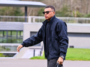 Právnička Kyliana Mbappé připravuje žalobu pro šíření pomluvy