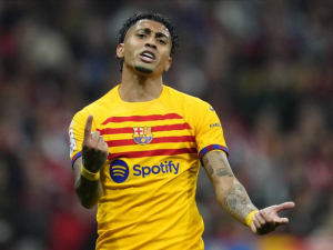 Barcelona prodává Raphinhu, zájem má Arsenal a Tottenham