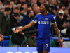 Sterling si takovou kritiku nezaslouží, tvrdí jeho spoluhráč z Chelsea Madueke