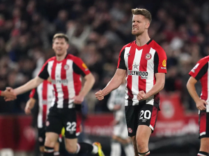 Manchester United přišel o výhru nad Brentfordem v 9. minutě nastavení