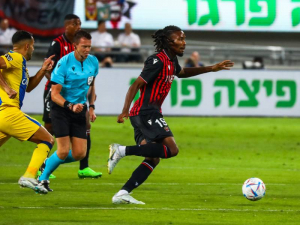 Koho chce koupit Barcelona? Jedná s Hectorem Fortem a Khephrenem Thuramem