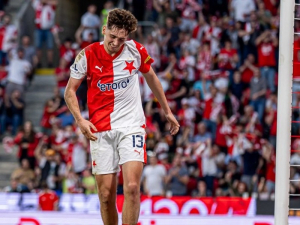 Slavia zvítězila v malém pražském derby. Bohemians přijeli bránit v deseti lidech