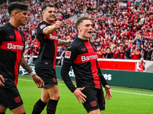 Bayer Leverkusen je poprvé v historii bundesligovým mistrem. Titul při demolici Werderu hattrickem zařídil Wirtz