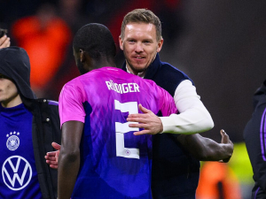 Julian Nagelsmann povede Německo až do Mistrovství světa 2026