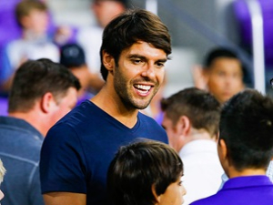 Kaká, Ronaldinho, Xavi: Koho by rádi fanoušci opět viděli na hřišti?