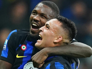 Inter Milán slaví historický 20. ligový titul. Oficiálně si ho zajistil výhrou v derby nad AC