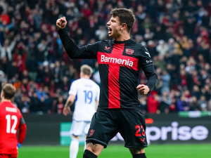 Adam Hložek je údajně na odchodu z Bayeru Leverkusen