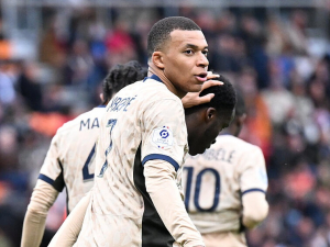 PSG je díky Mbappému s Dembelém výhru od titulu
