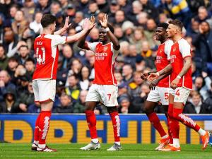 Derby o severní Londýn vyhrál Arsenal. Tottenham málem dohnal 3gólové manko