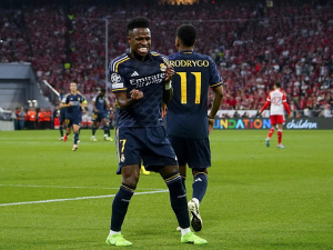 Real Madrid se z Mnichova vrací s remízou 2:2. Dvěma góly jí zařídil Vinícius