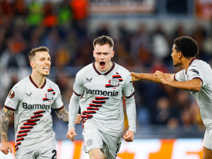 Bayer Leverkusen je jednou nohou ve finále Evropské ligy. V Římě vyhrál 2:0