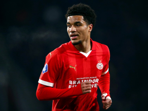 Bayern přichází o velký talent. Malik Tillman zůstává v PSV Eindhoven