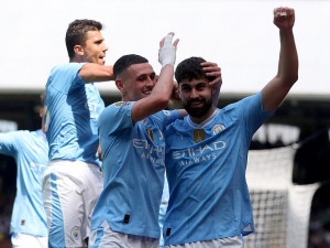Střelecky probuzený bek Gvardiol znovu přiblížil Manchester City k titulu. Fulhamu dal 2 góly