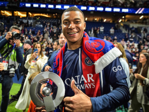 Kylian Mbappé se údajně dostal před posledním zápasem do ostré potyčky s Naserem Al Khelaifim. Jaký byl důvod?