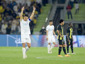 Proč Cristiano Ronaldo vždy vstupuje na hřiště pravou nohou?