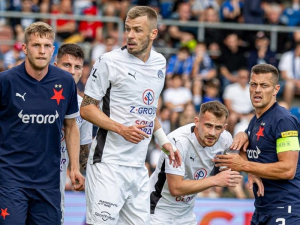 Slavia si odvezla výhru ze Slovácka. Ani tři body jí ovšem k titulu už nestačily