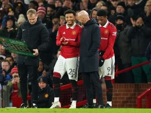 Přestupové spekulace: Manchester United stanovil podmínky Dortmundu. Real Madrid hledá alternativu do záložní řady
