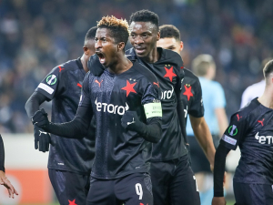 Slavia by se údajně nadále nebránila návratu Petera Olayinky