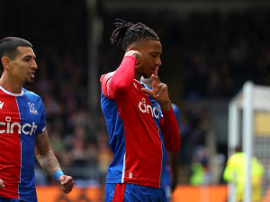 Chelsea zahájila jednání s Crystal Palace ohledně přestupu hvězdného Michaela Oliseho
