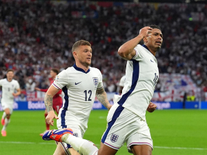 EURO 2024: Bellingham Anglii vystřelil upocenou výhru nad Srbskem